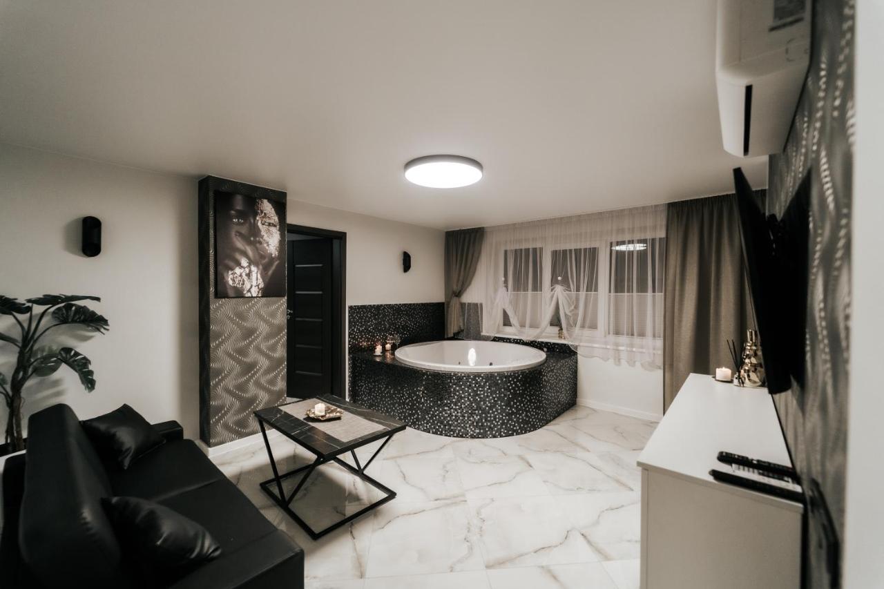 Šilutė Kiss Apartment מראה חיצוני תמונה